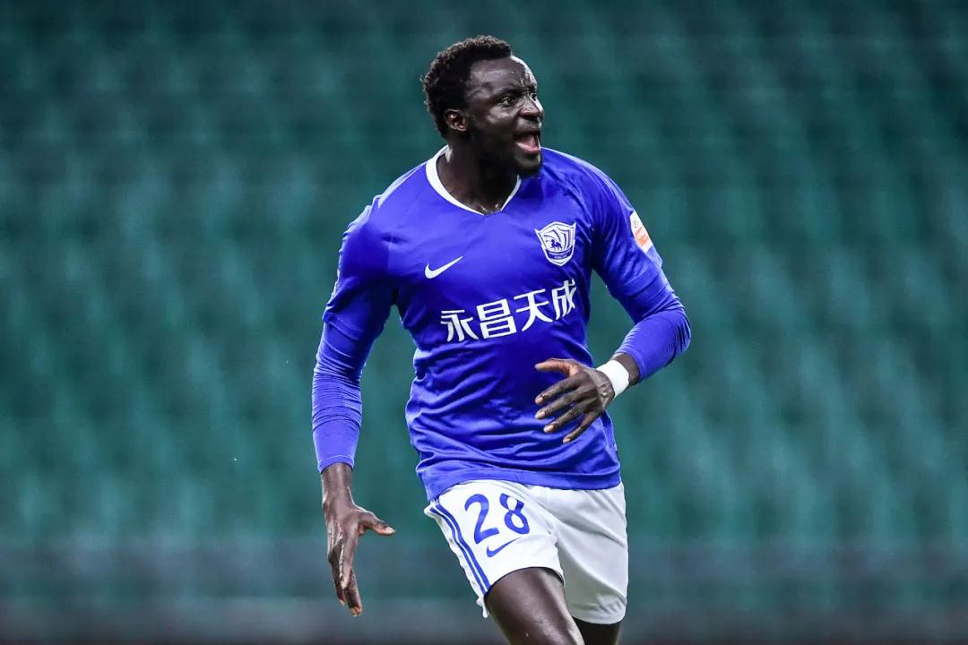 يوسف أيمن لاعب الأهلي الجديدجنسيته وأبرز المعلومات عنه