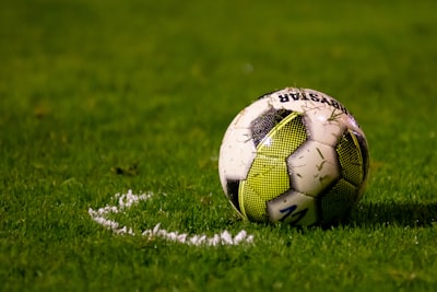 مباراة الهلال والاهليكم عدد المواجهات التاريخية بين العملاقين؟